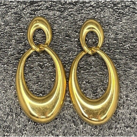 Vtg Napier Gold Tone Door Knocker Earrings Dangle Hoop Pierced Chunky Dangle - Picture 1 of 4